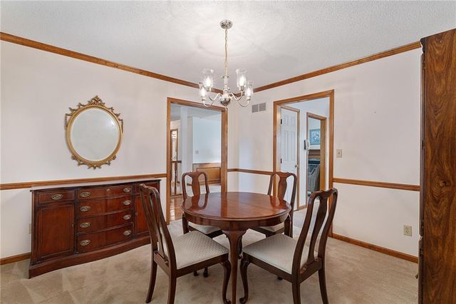 23985 W 57th Terrace, Shawnee, KS 66226