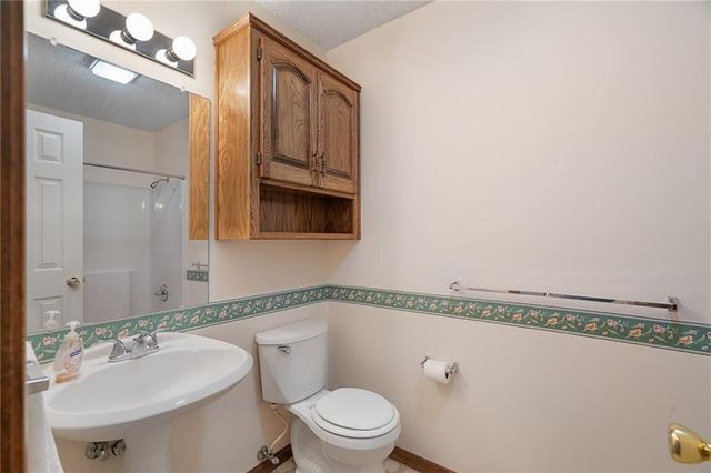 23985 W 57th Terrace, Shawnee, KS 66226