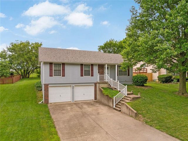 23985 W 57th Terrace, Shawnee, KS 66226