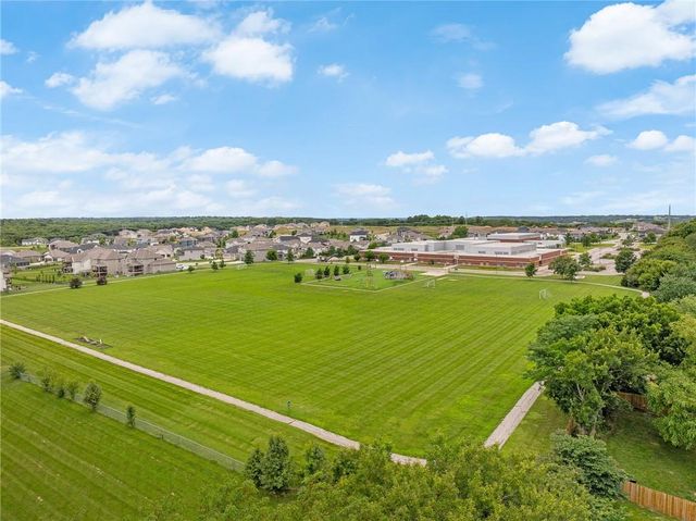 23985 W 57th Terrace, Shawnee, KS 66226