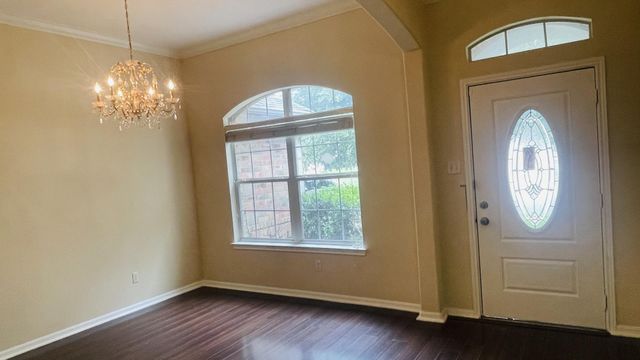 6805 Cromarty LN, Austin, TX 78754