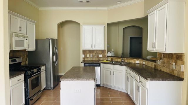6805 Cromarty LN, Austin, TX 78754