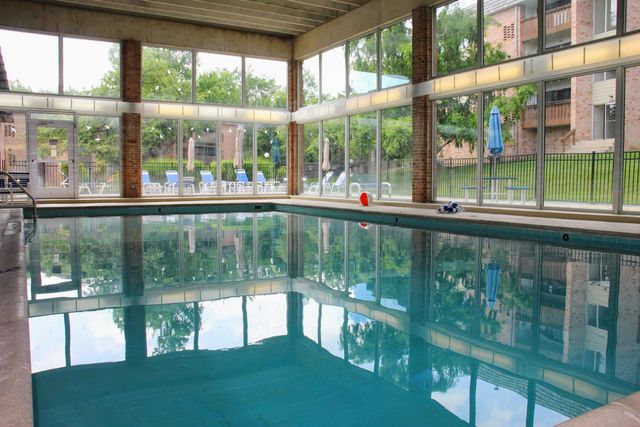 1265 S Maple Road 207, Ann Arbor, MI 48103