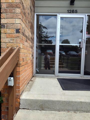 1265 S Maple Road 207, Ann Arbor, MI 48103