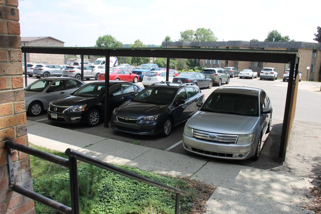 1265 S Maple Road 207, Ann Arbor, MI 48103