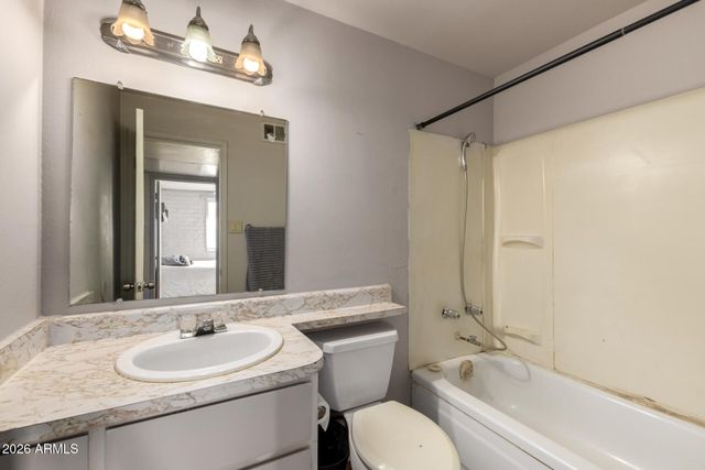 3474 E DELCOA Drive, Phoenix, AZ 85032