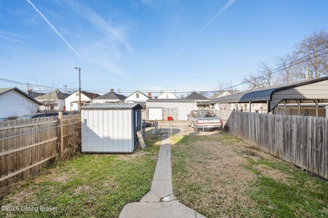 2121 W Oak St, Louisville, KY 40210