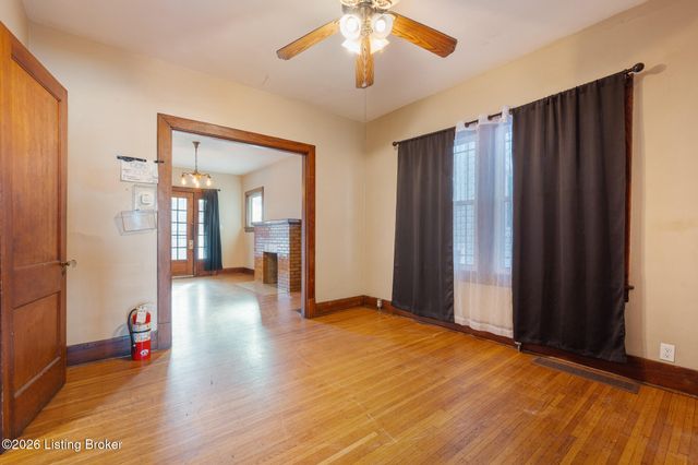 2121 W Oak St, Louisville, KY 40210