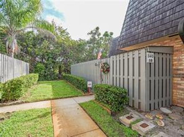 340 S Waverly Place 8b, Vero Beach, FL 32960