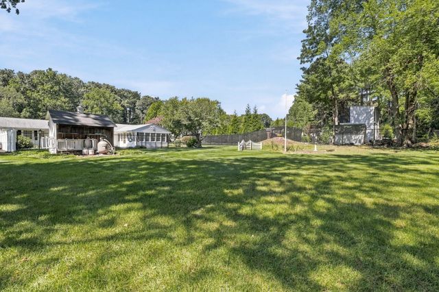 7 Myrna Road, Framingham, MA 01701
