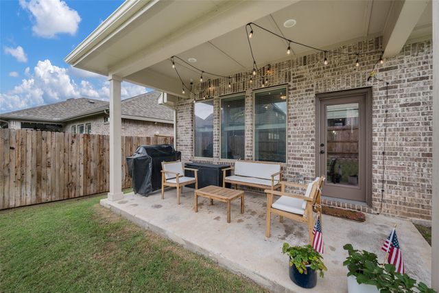 1656 Deerpath Drive, Forney, TX 75126