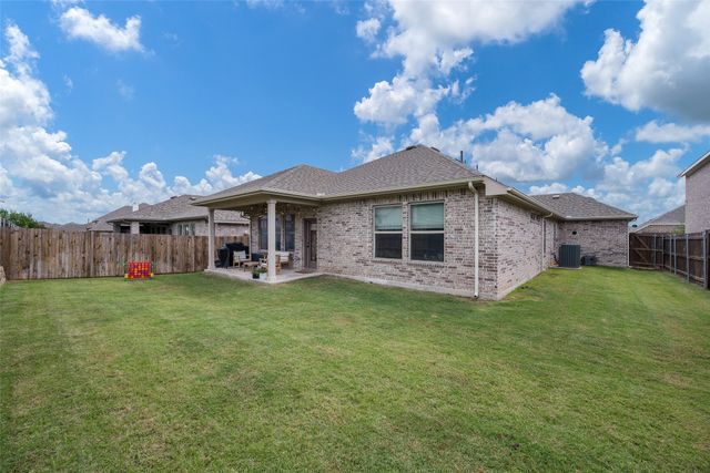 1656 Deerpath Drive, Forney, TX 75126