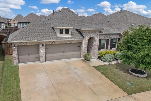 1656 Deerpath Drive, Forney, TX 75126
