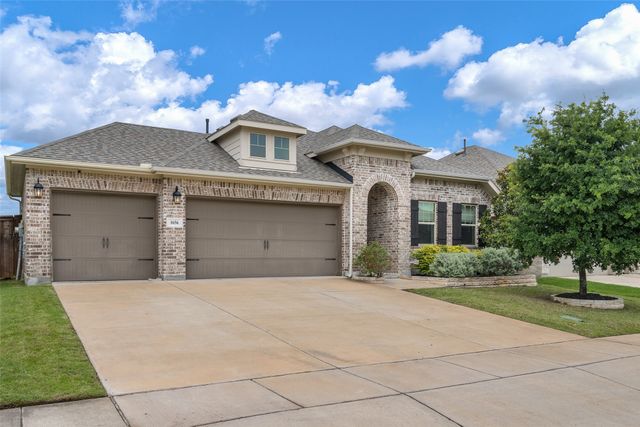 1656 Deerpath Drive, Forney, TX 75126