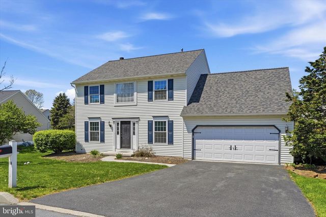 16 HORSESHOE DRIVE DR, Morgantown, PA 19543