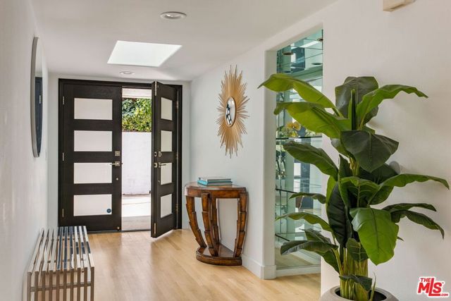 12004 Briarvale Lane, Studio City, CA 91604
