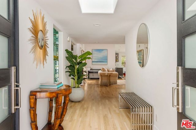 12004 Briarvale Lane, Studio City, CA 91604