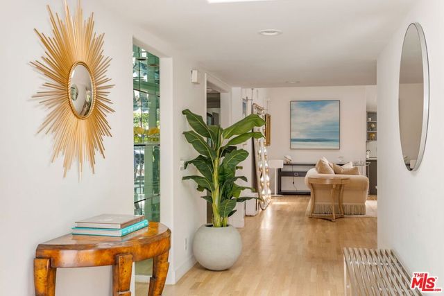 12004 Briarvale Lane, Studio City, CA 91604