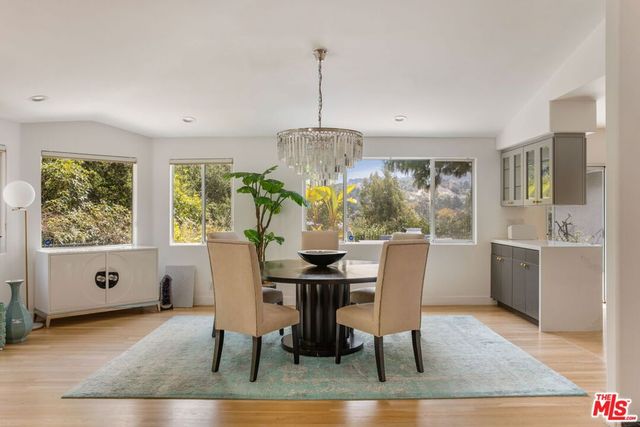 12004 Briarvale Lane, Studio City, CA 91604