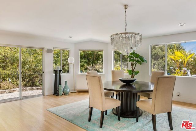 12004 Briarvale Lane, Studio City, CA 91604