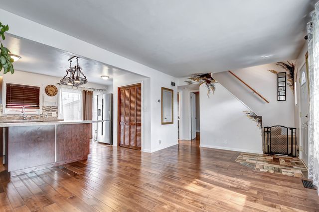 7912 S 85TH Avenue, Justice, IL 60458