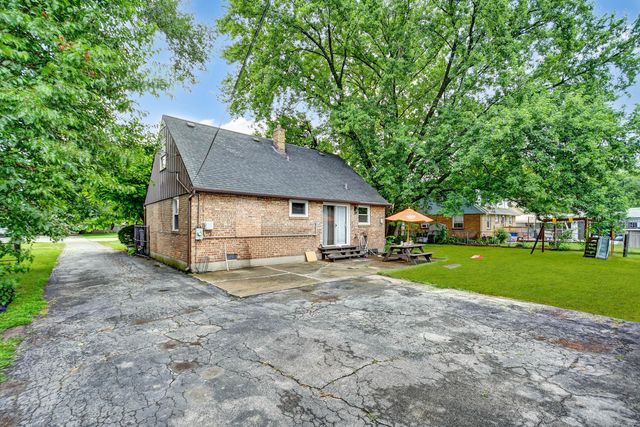 7912 S 85TH Avenue, Justice, IL 60458