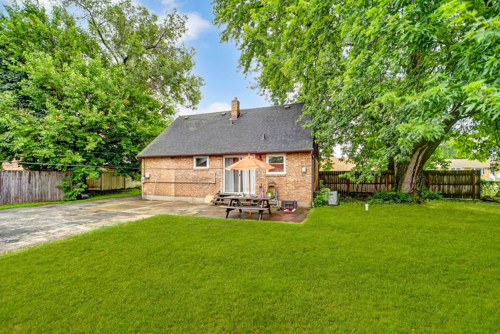 property-img