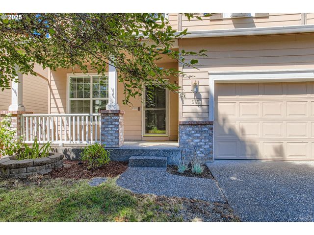 555 Nw HERTEL St, Hillsboro, OR 97124