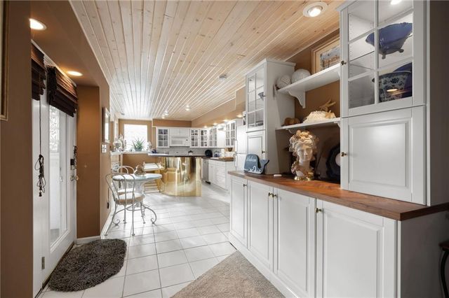 4203 NE 57th Terrace, Kansas City, MO 64119