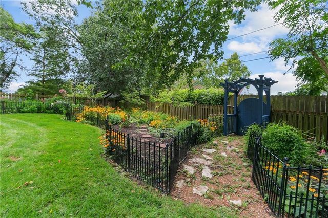 4203 NE 57th Terrace, Kansas City, MO 64119