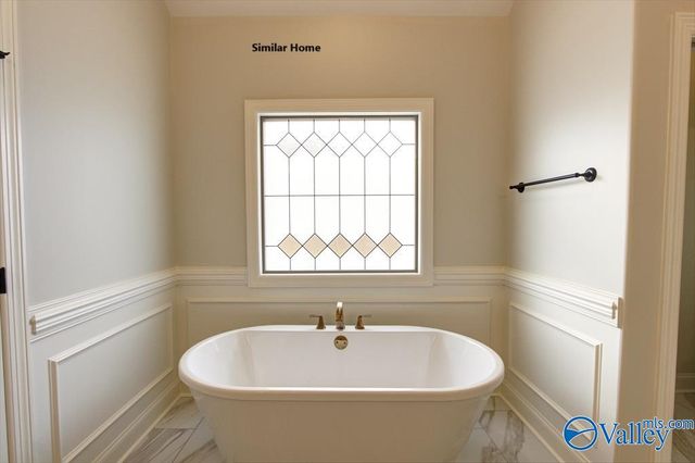 Flagstaff- B-1 Avondale Drive, Athens, AL 35613