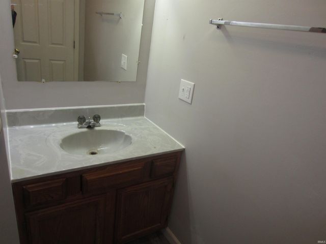 1314 S Boots Street, Marion, IN 46953