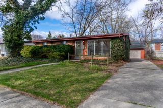 8537 Mercedes, Dearborn Heights City, MI 48127