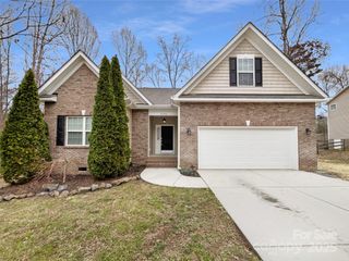 12332 Flatbush Drive, Huntersville, NC 28078