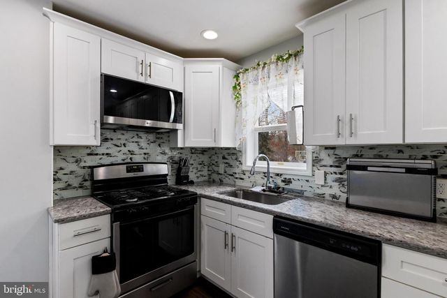 36 WALNUT RD, Millville, NJ 08332