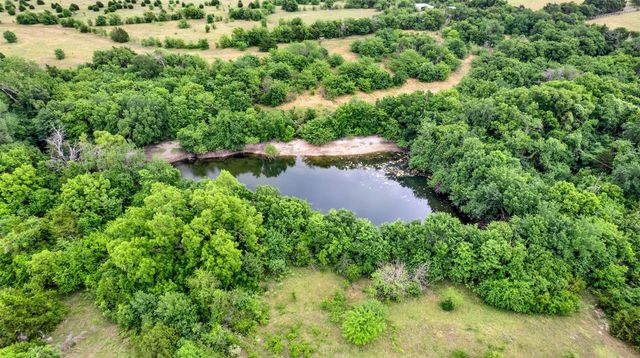 1415 S Joe Wilson Road, Cedar Hill, TX 75104