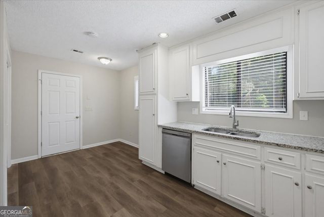 120 Softwood Circle, Roswell, GA 30076