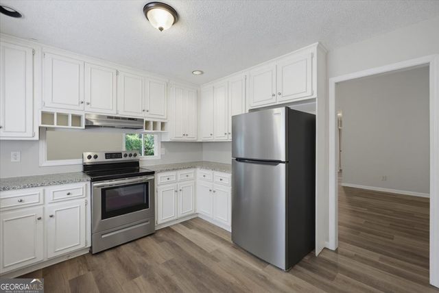 120 Softwood Circle, Roswell, GA 30076