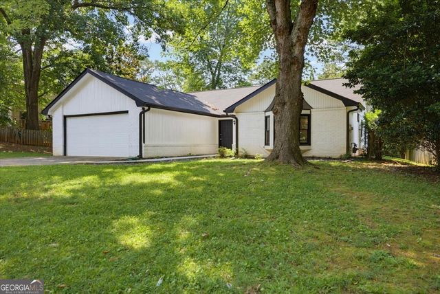 120 Softwood Circle, Roswell, GA 30076