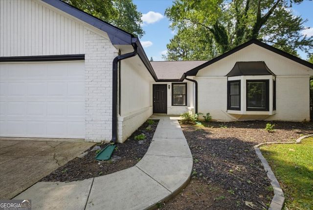 120 Softwood Circle, Roswell, GA 30076
