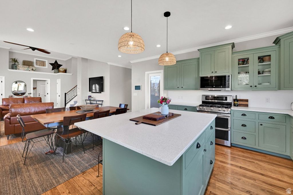 Image 14 of property listing at 2137 W 200 S, Marriott Slaterville, UT 84404