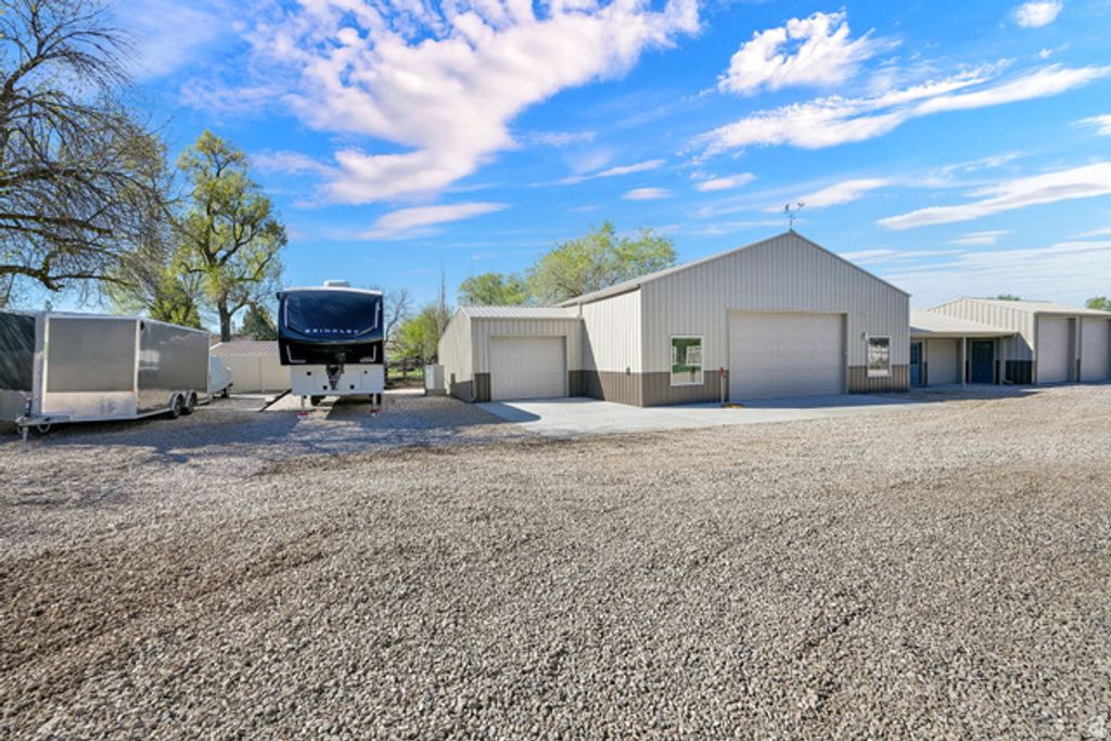 Image 36 of property listing at 2137 W 200 S, Marriott Slaterville, UT 84404