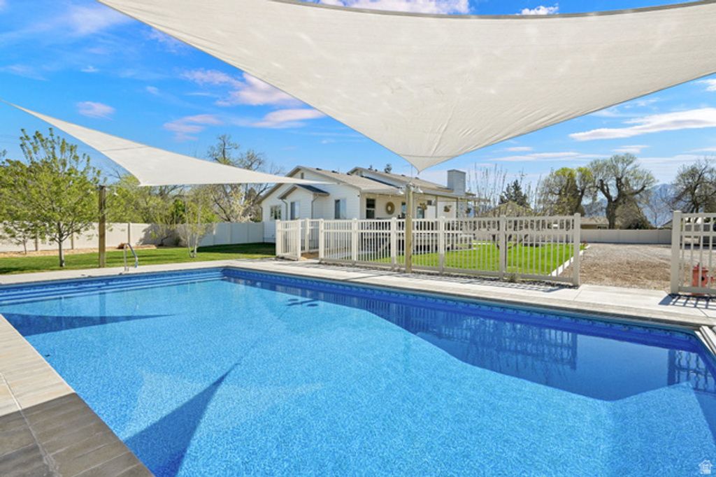 Image 49 of property listing at 2137 W 200 S, Marriott Slaterville, UT 84404