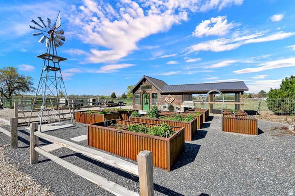 Image 53 of property listing at 2137 W 200 S, Marriott Slaterville, UT 84404