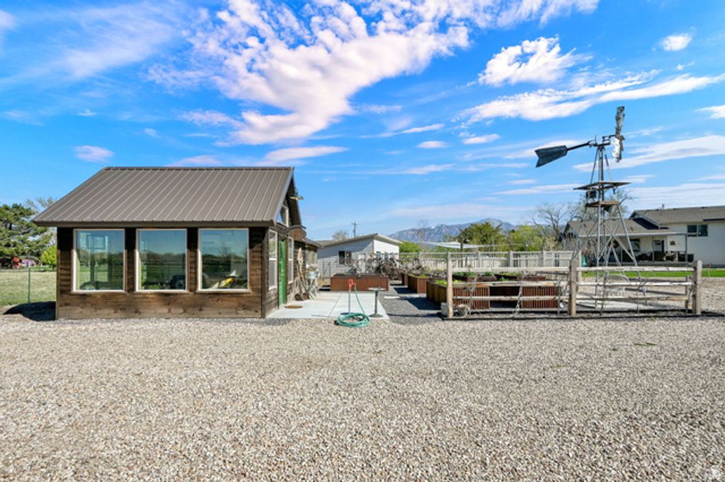 Image 62 of property listing at 2137 W 200 S, Marriott Slaterville, UT 84404