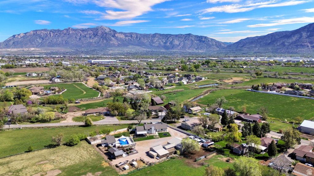 Image 81 of property listing at 2137 W 200 S, Marriott Slaterville, UT 84404