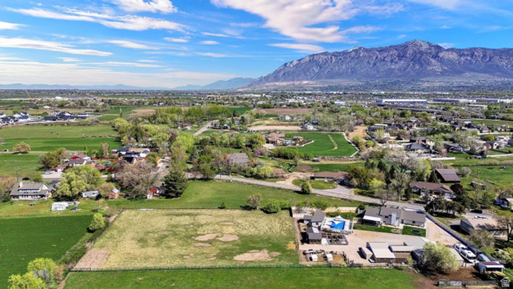 Image 82 of property listing at 2137 W 200 S, Marriott Slaterville, UT 84404