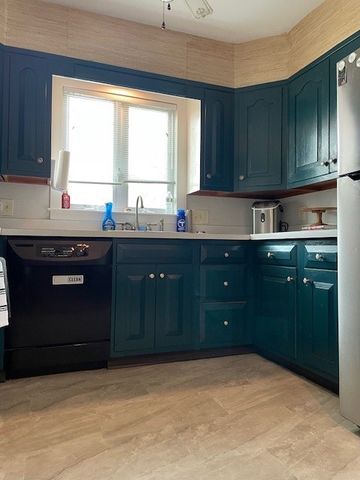 41 Felsmere Avenue, Pawtucket, RI 02861