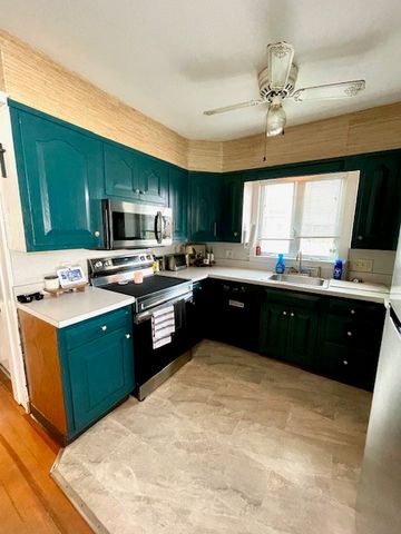 41 Felsmere Avenue, Pawtucket, RI 02861