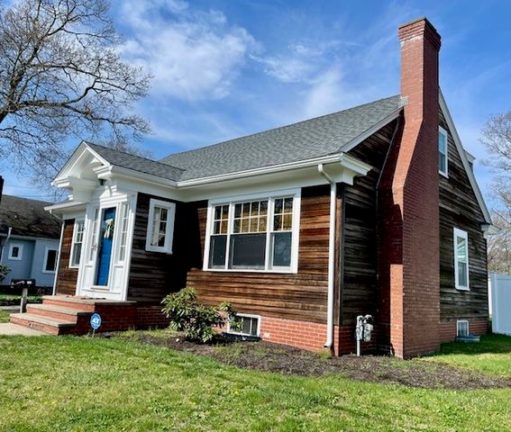 41 Felsmere Avenue, Pawtucket, RI 02861